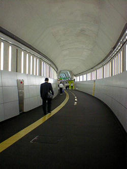 都営地下鉄・飯田橋駅 