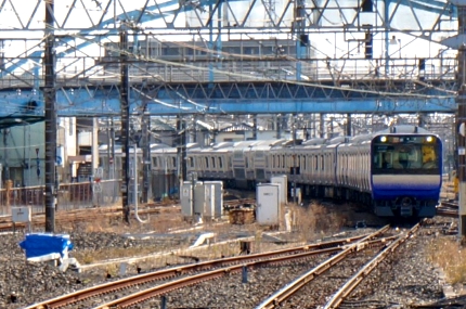 横須賀・総武快速E235系