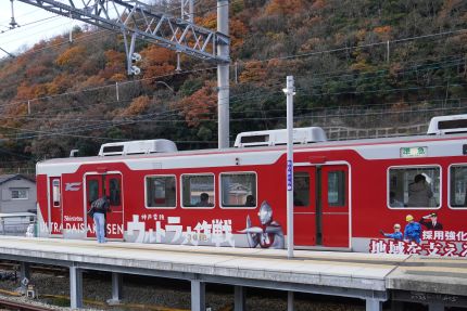 ������Ŵ��ͭ�ϸ���