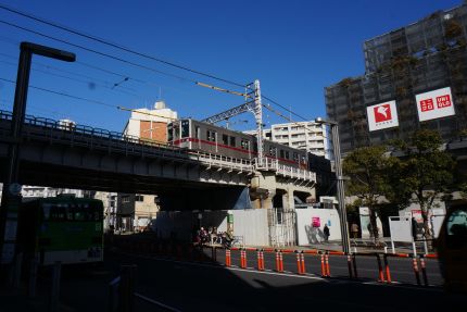 ���𥹥����ĥ꡼�饤��