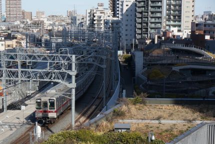 ���𥹥����ĥ꡼�饤��