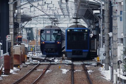 ����ܹ���������