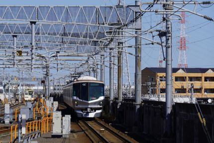 �Ĥ��Х������ץ쥹